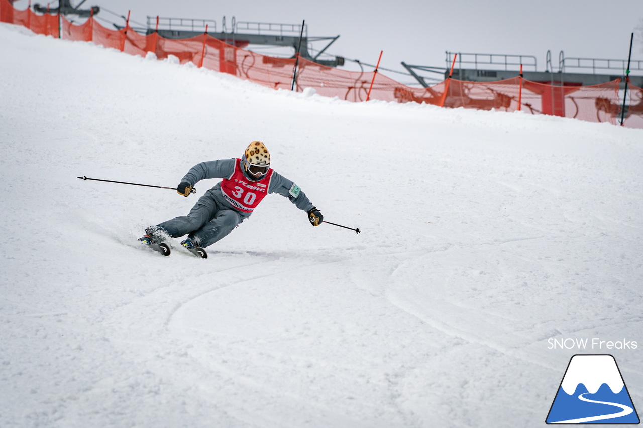 なんと約10年ぶりの「技術選」撮影?! PREMIER SKI ACADEMY presents 『2026プレミアカップ・スキー技術選』レポート！｜朝里川温泉スキー場